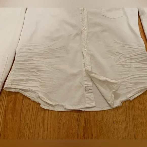 Frank & Eileen BARRY Tailored Button-Up Shirt. White Distressed Denim. Large. - Picture 5 of 15